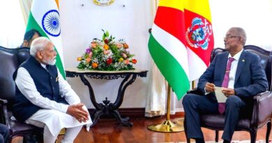 PM  Modi Holds Bilateral Talks with Seychelles President