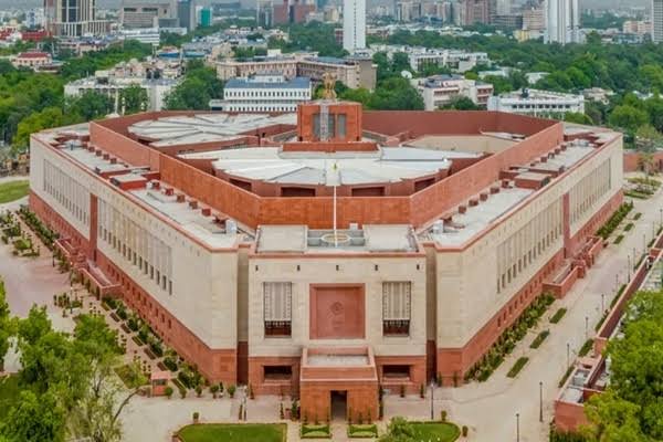 Both Houses of Parliament Adjourned for the Day Amid Opposition Protest Both Houses of Parliament Adjourned for the Day Amid Opposition Protest