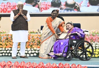 President Murmu confers Sangeet Natak Akademi Fellowships and Awards to over 100 artists President Murmu confers Sangeet Natak Akademi Fellowships and Awards to over 100 artists