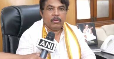 “Zameer Ahmed showed disrespect by deciding not to hoist tricolour, CM should take action”: Karnataka LoP R Ashoka